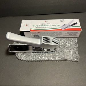 Professional Garlic Press/Slicer Premium Quality Aluminum Alloy Dishwasher Safe